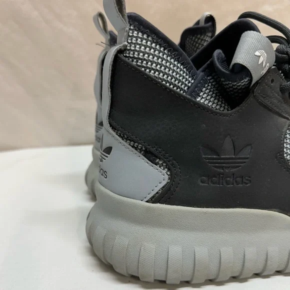 Men’s Adidas Gray and Black Tubular x High Cut Tennis Shoes Size 9 - Picture 3 of 16